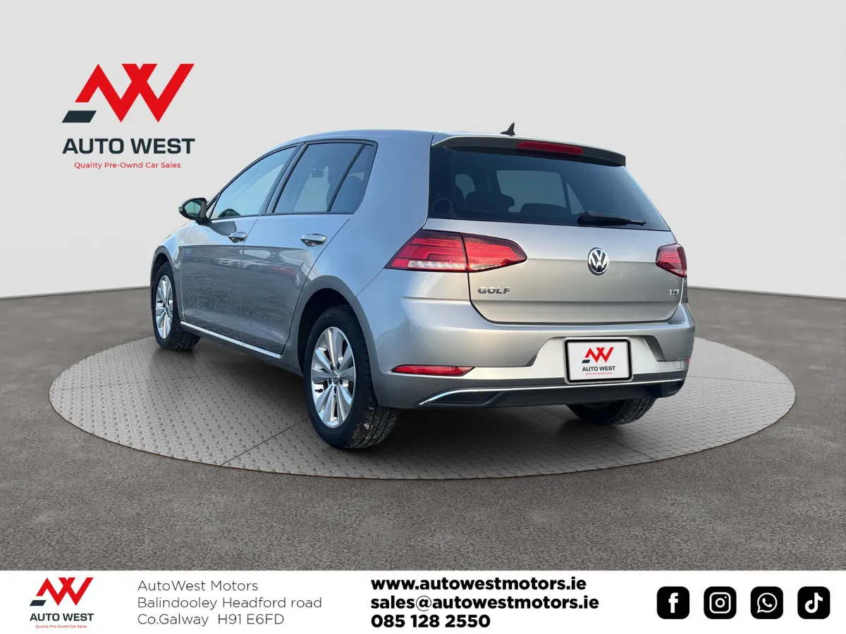 2017 Volkswagen Golf 1.2 TSI Automatic - Image 5