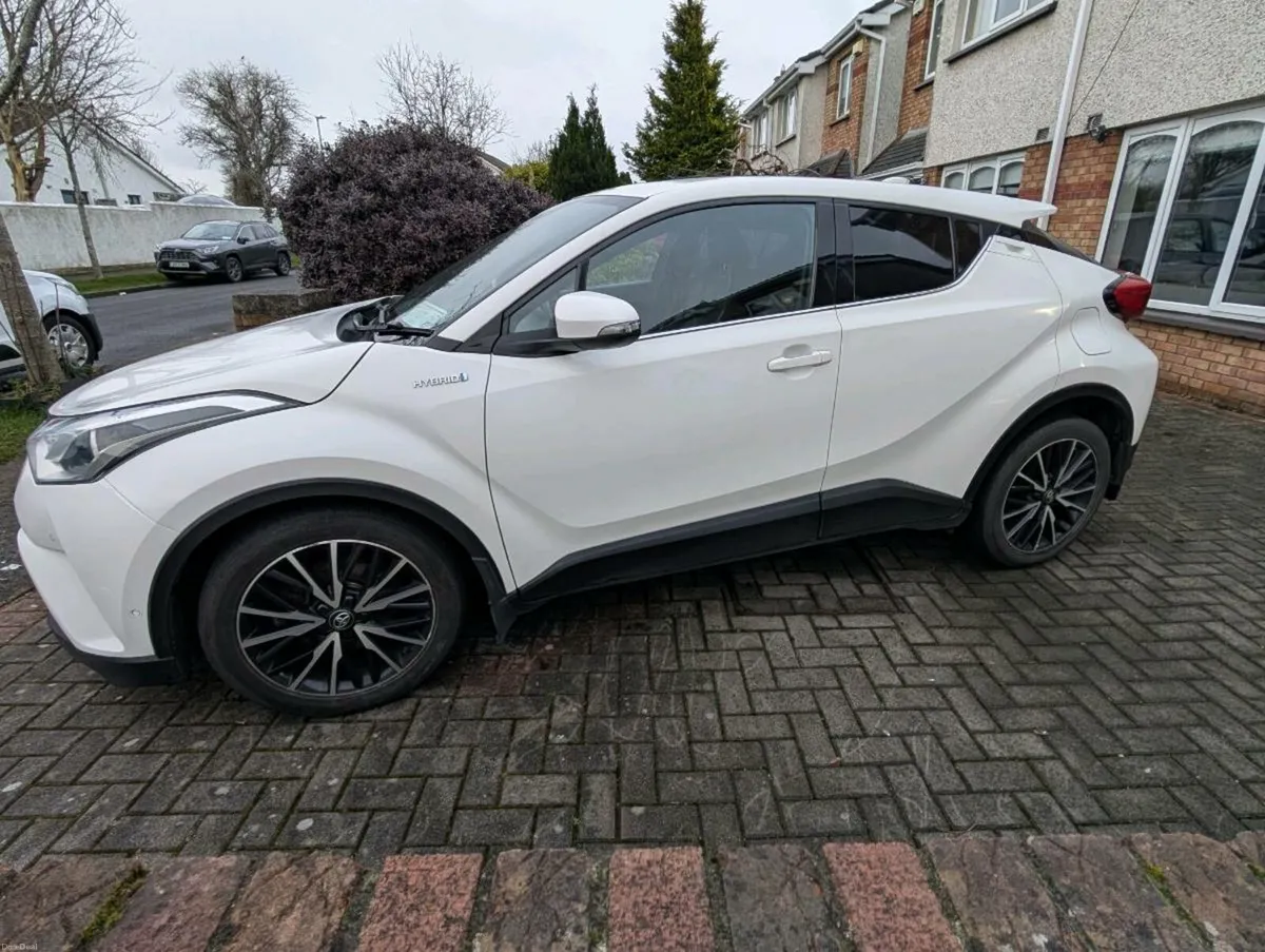 Toyota CHR - Image 4