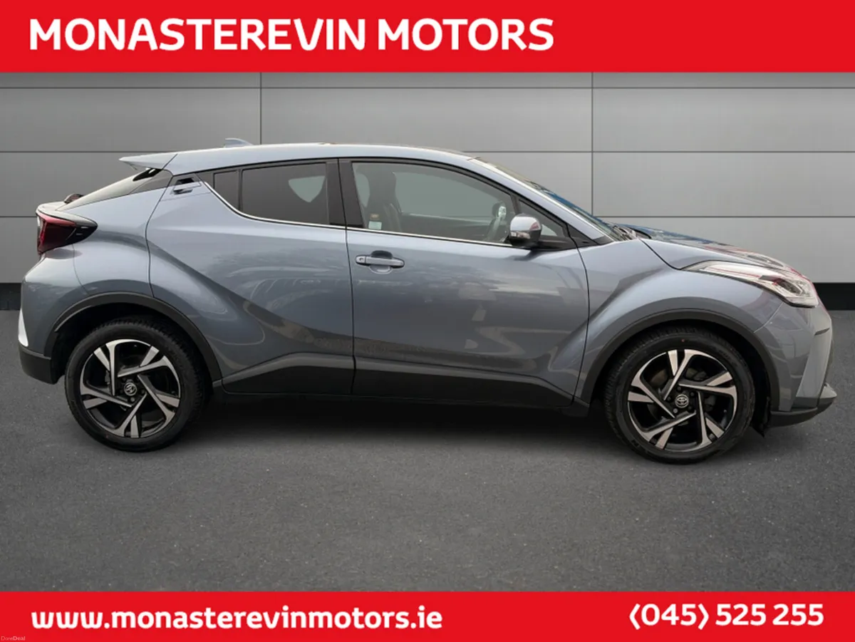 Toyota C-HR HYBRID SPORT 4DR AUTO - Image 4
