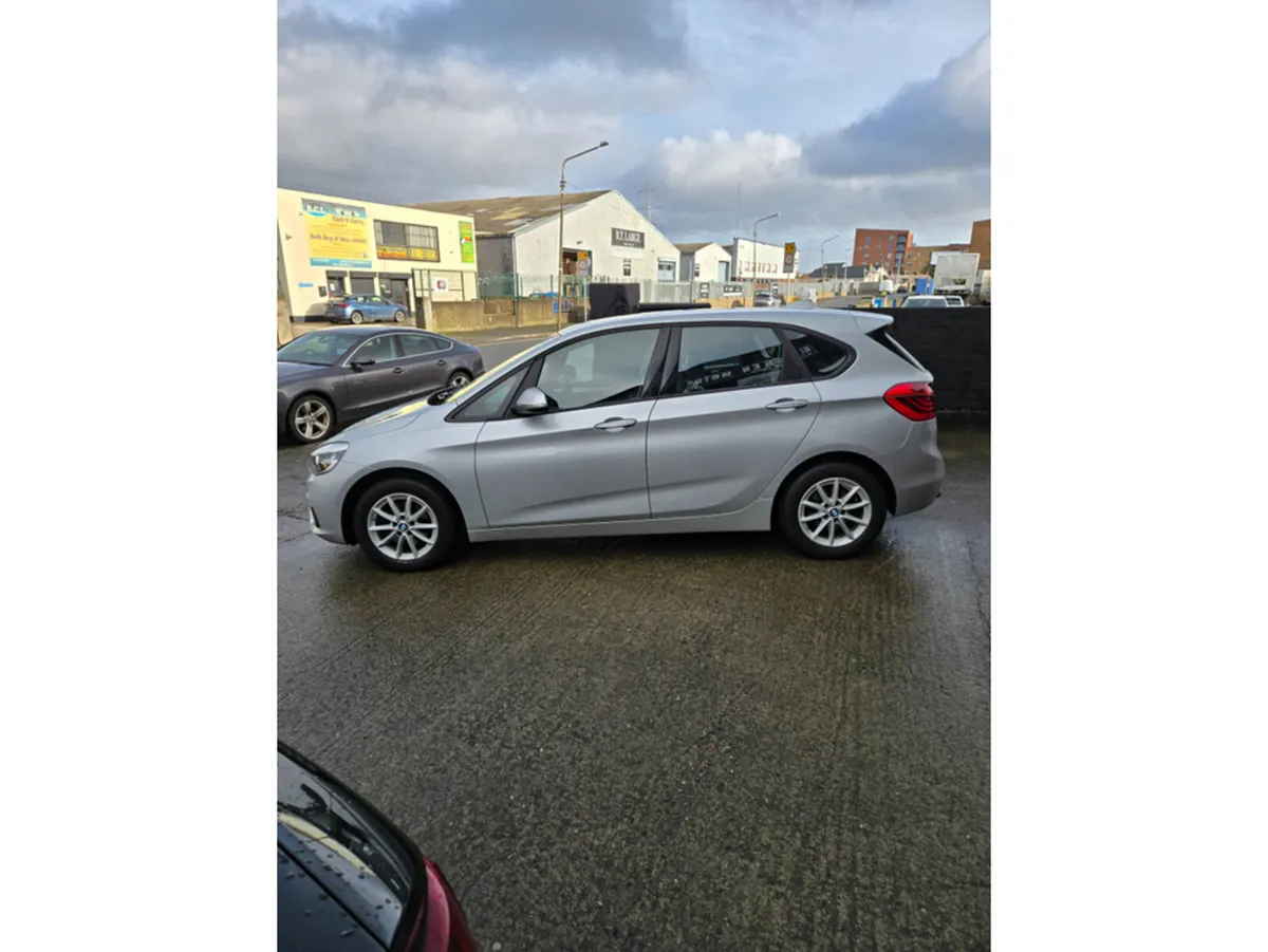 BMW 2-Series 216D ACTIVE TOURER SE AT 1ZA2D 4DR AU - Image 3