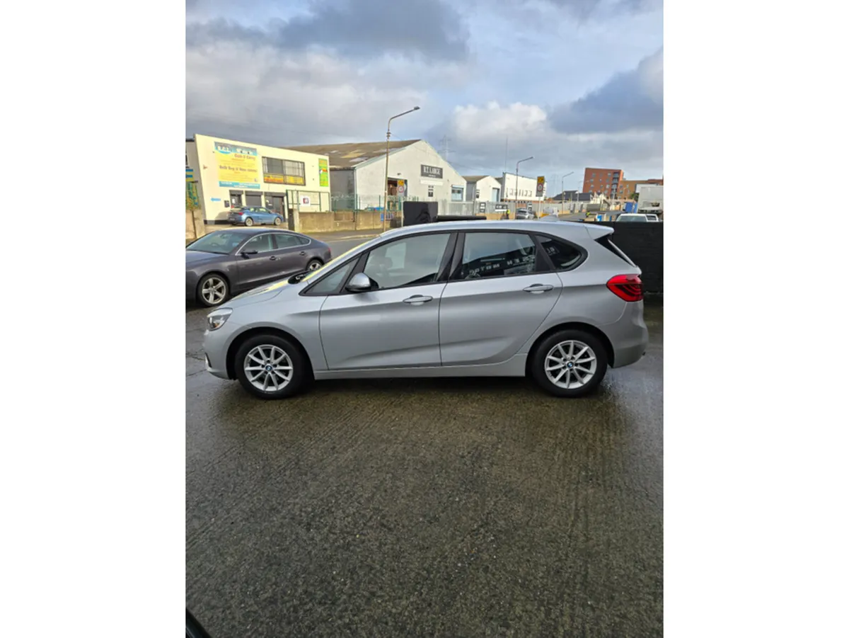 BMW 2-Series 216D ACTIVE TOURER SE AT 1ZA2D 4DR AU - Image 6