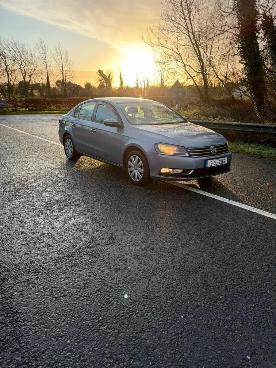 2012 Volkswagen Passat Diesel - Image 3