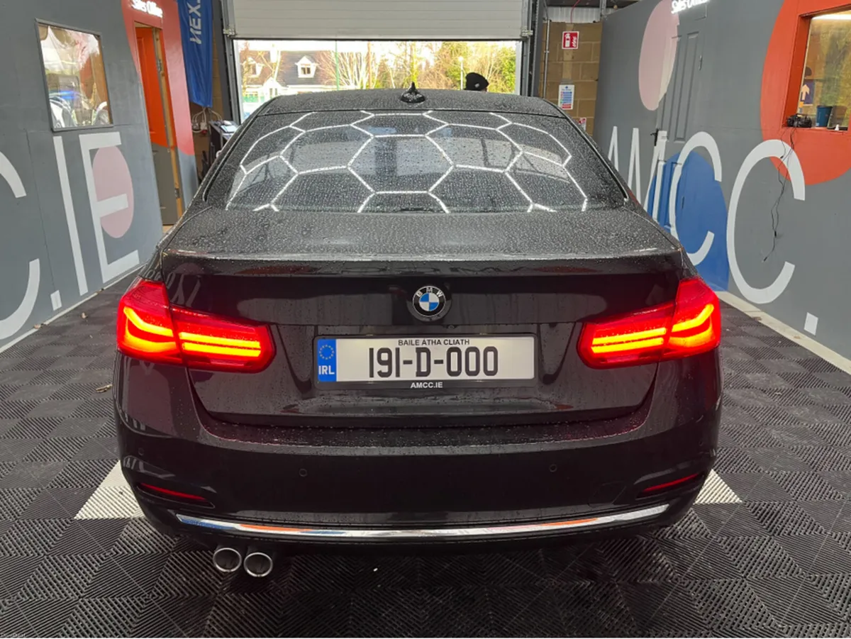 BMW 3-Series 2019 BMW 320D LUXURY 2.0 AUTOMATIC / - Image 3