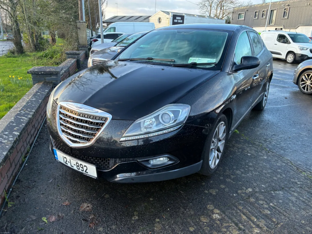 Chrysler Delta 1.6 M-JET 120 SR 5DR 120BHP - Image 1
