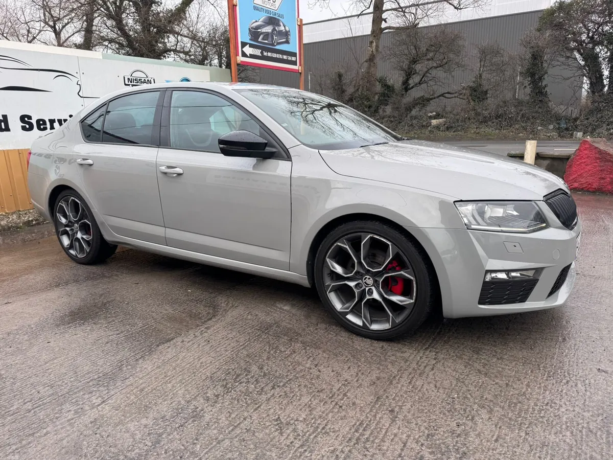 162 Skoda Octavia 2.0TDI RS 184PS DSG AUTOWarranty - Image 3