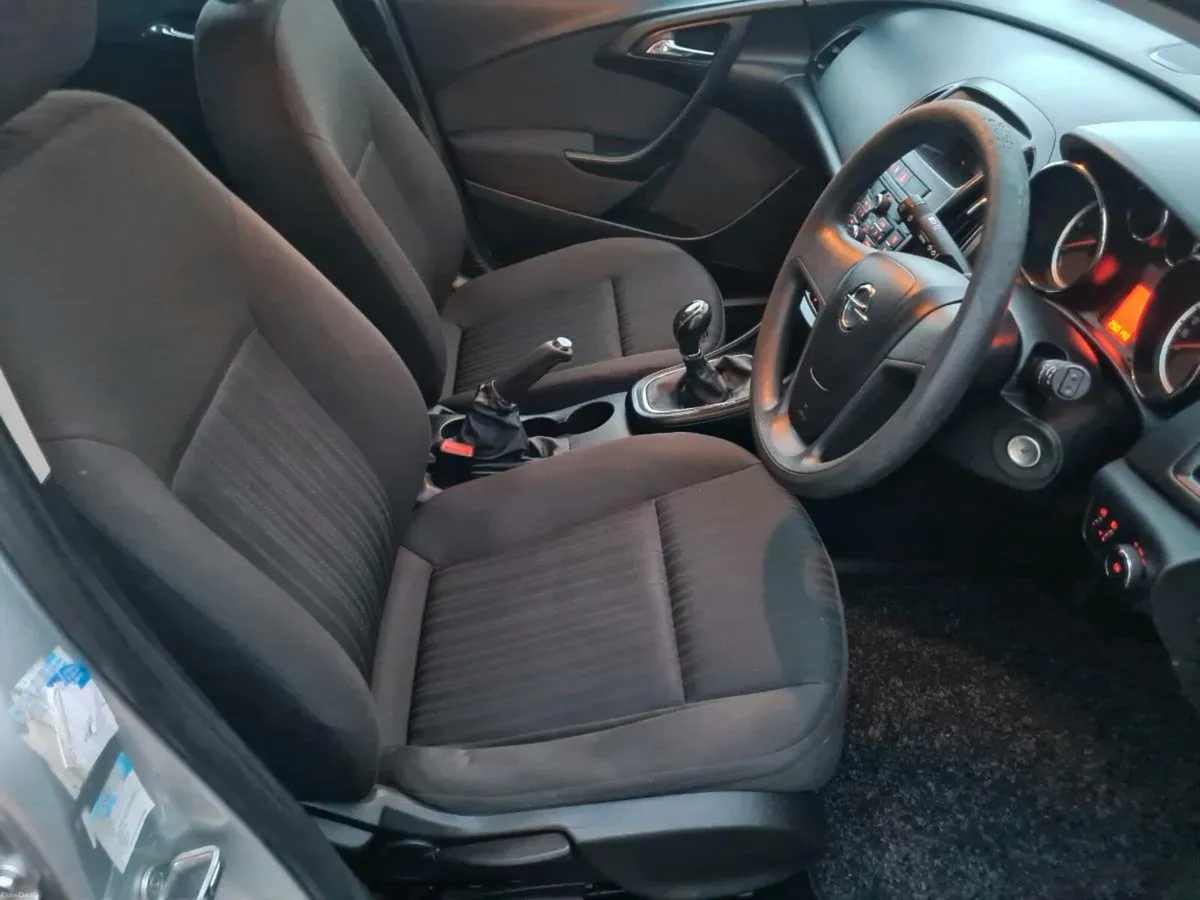 152 Opel Astra 1.6 dsl - Image 3