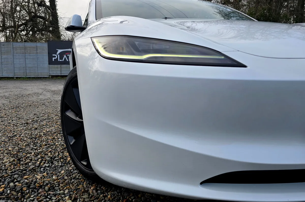 🔥 2024 Tesla Model 3 Highland RWD White Interior - Image 3