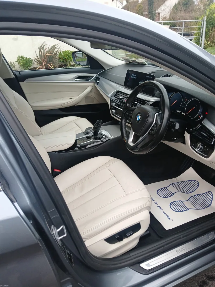 BMW 5-Series 2017 - Image 4