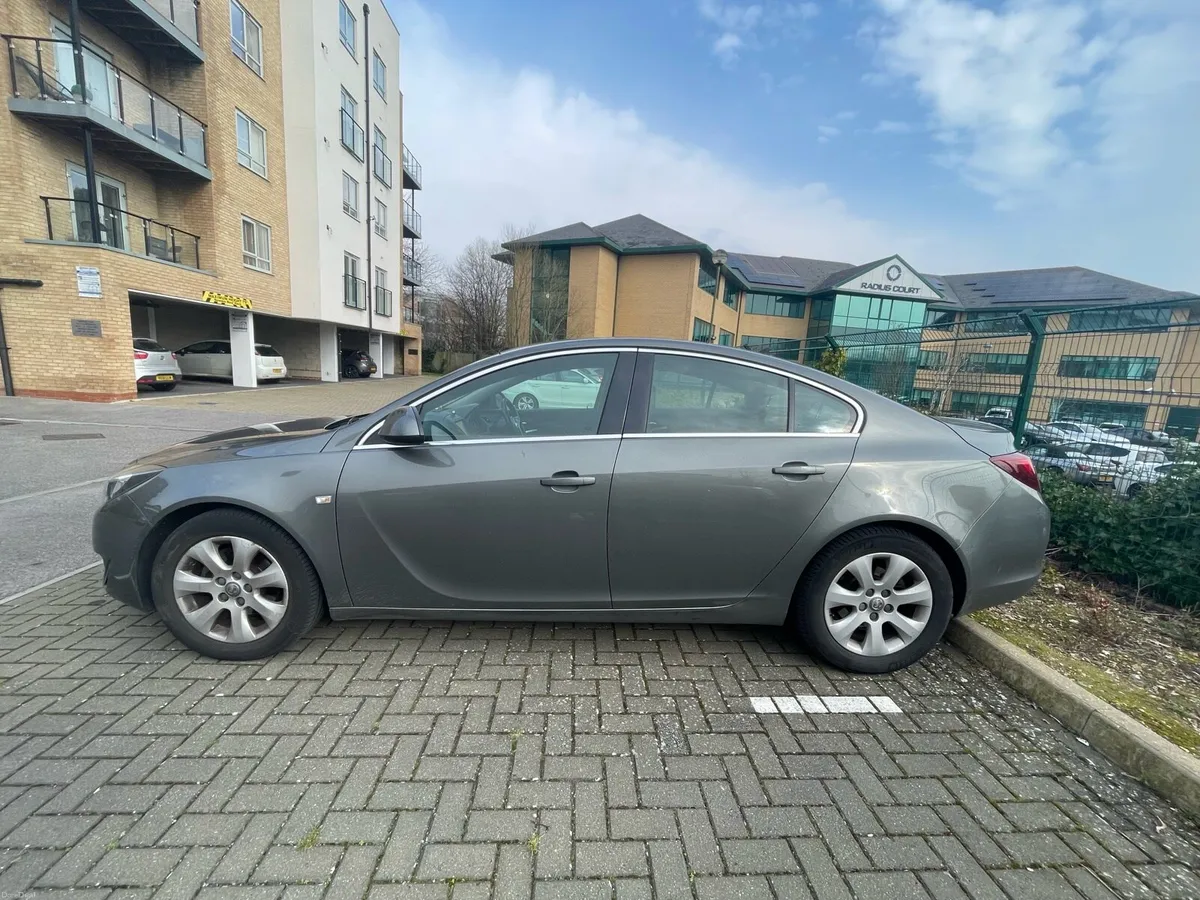 Vauxhall Insignia ready to collect - Image 4