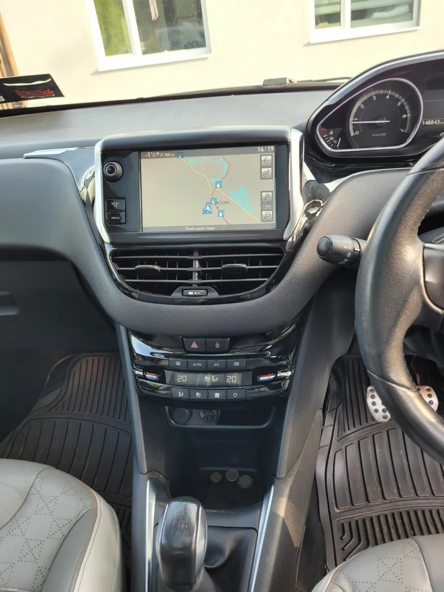 Peugeot 208 2014 High Spec - Image 2