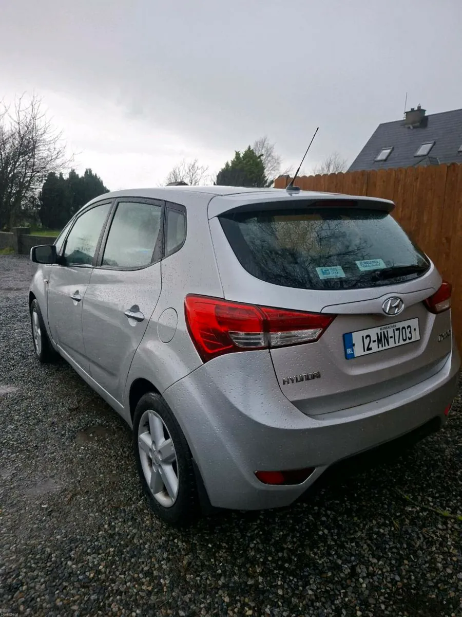 HYUNDAI IX20 2012 AUTOMATIC - Image 4