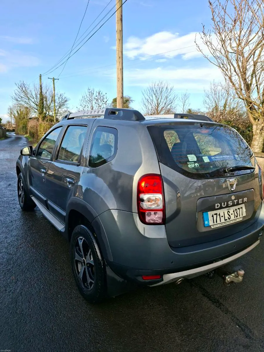 DACIA DUSTER 2017 LOW KM - Image 4