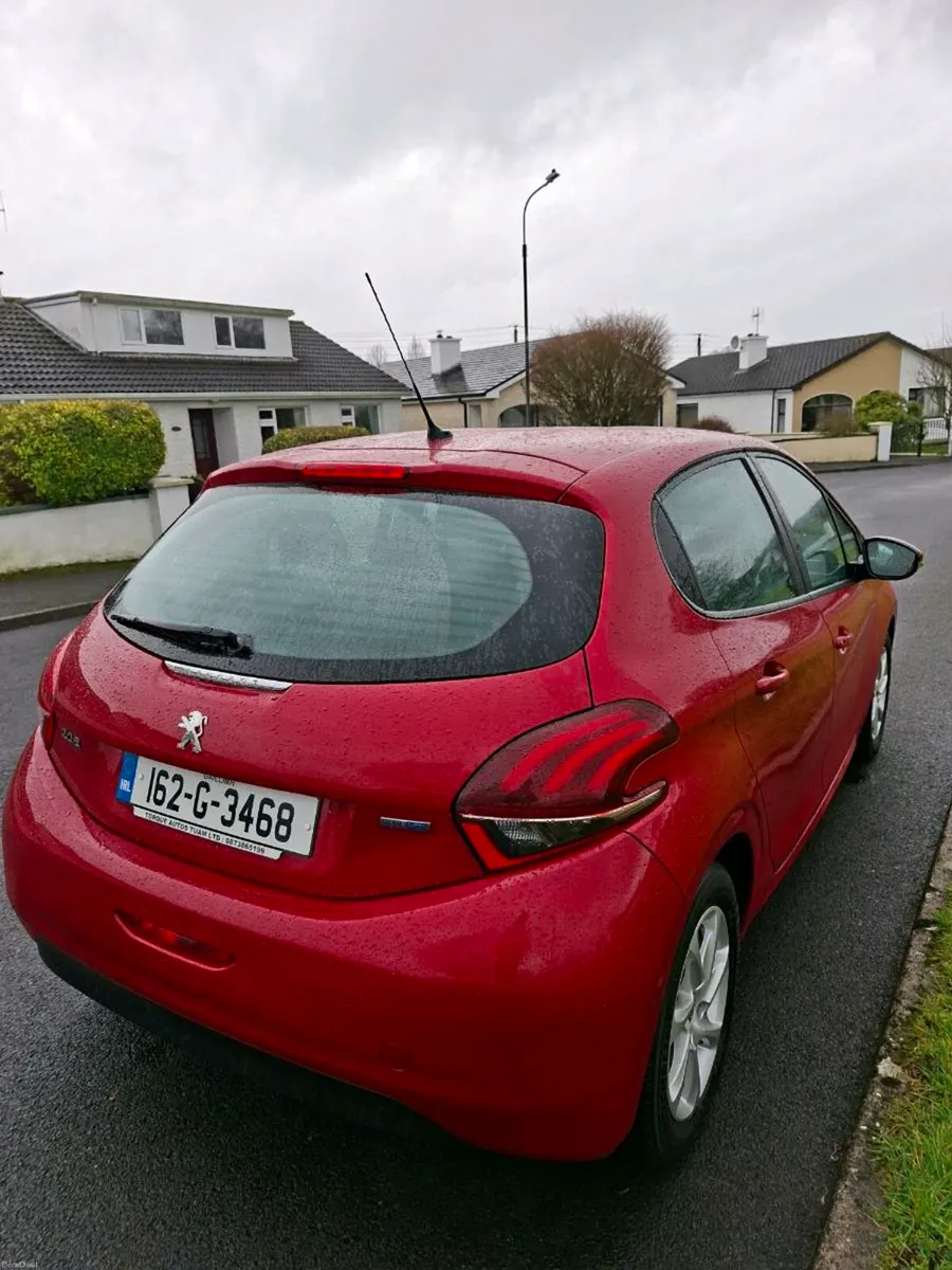 PEUGEOT 208 2016 1.4 DIESEL - Image 4