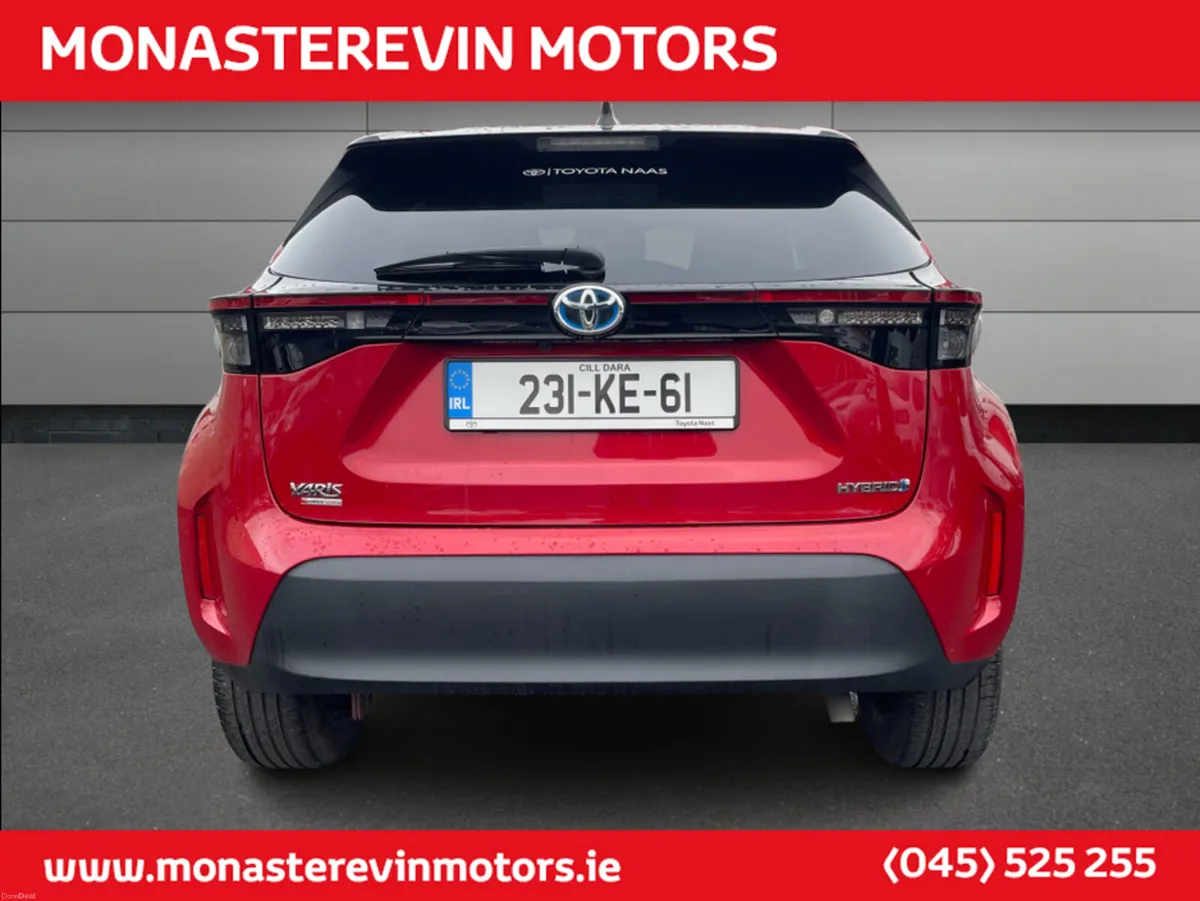 Toyota Yaris Cross CR CROSS LUNA SPORT 4DR AUTO - Image 4