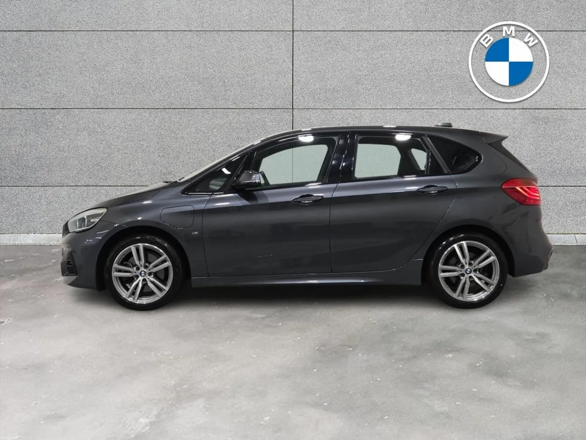 BMW 2-Series 225xe M Sport Premier Active Tourer - Image 4