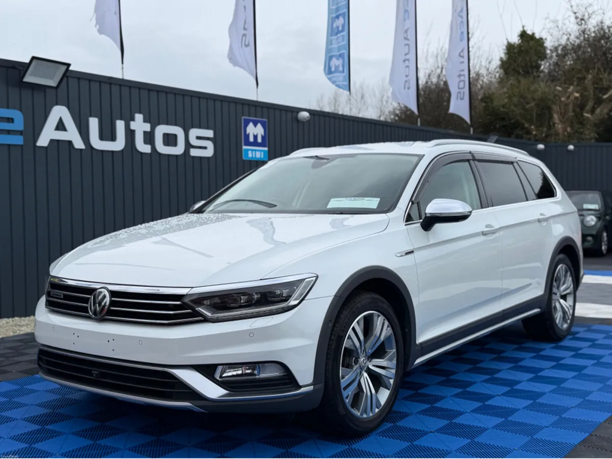Volkswagen Passat ALLTRACK - 4WD - 2.0L DIESEL - A - Image 2
