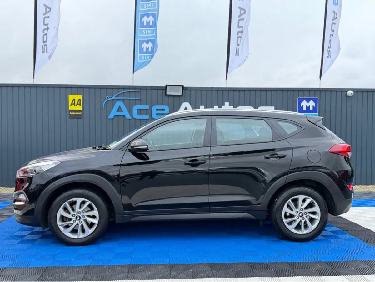 Hyundai Tucson SE NAV - 1.7 DIESEL - AUTO - 12M WA - Image 4
