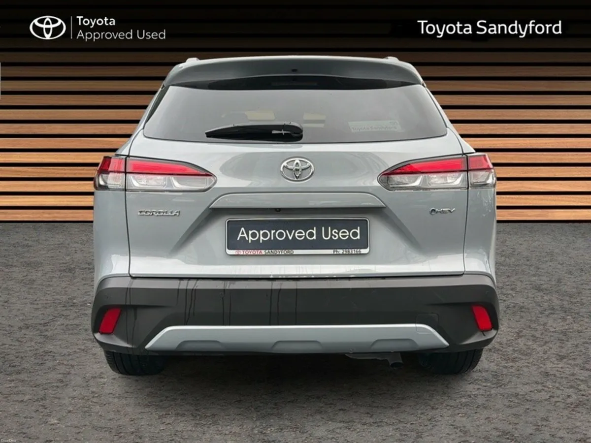 Toyota Corolla Cross 1.8 HYBRID SPORT // REAR CAME - Image 4