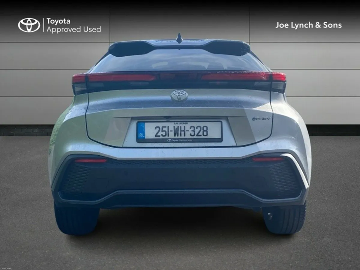 Toyota C-HR C-HR PHEV SPORT+ - Image 4
