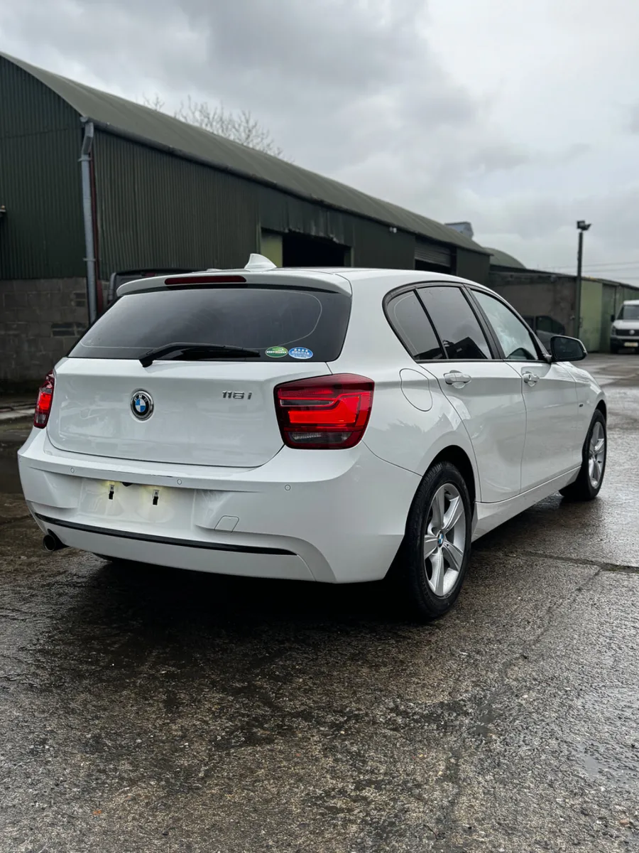 Bmw 116i Auto 35000kms 2015 - Image 3