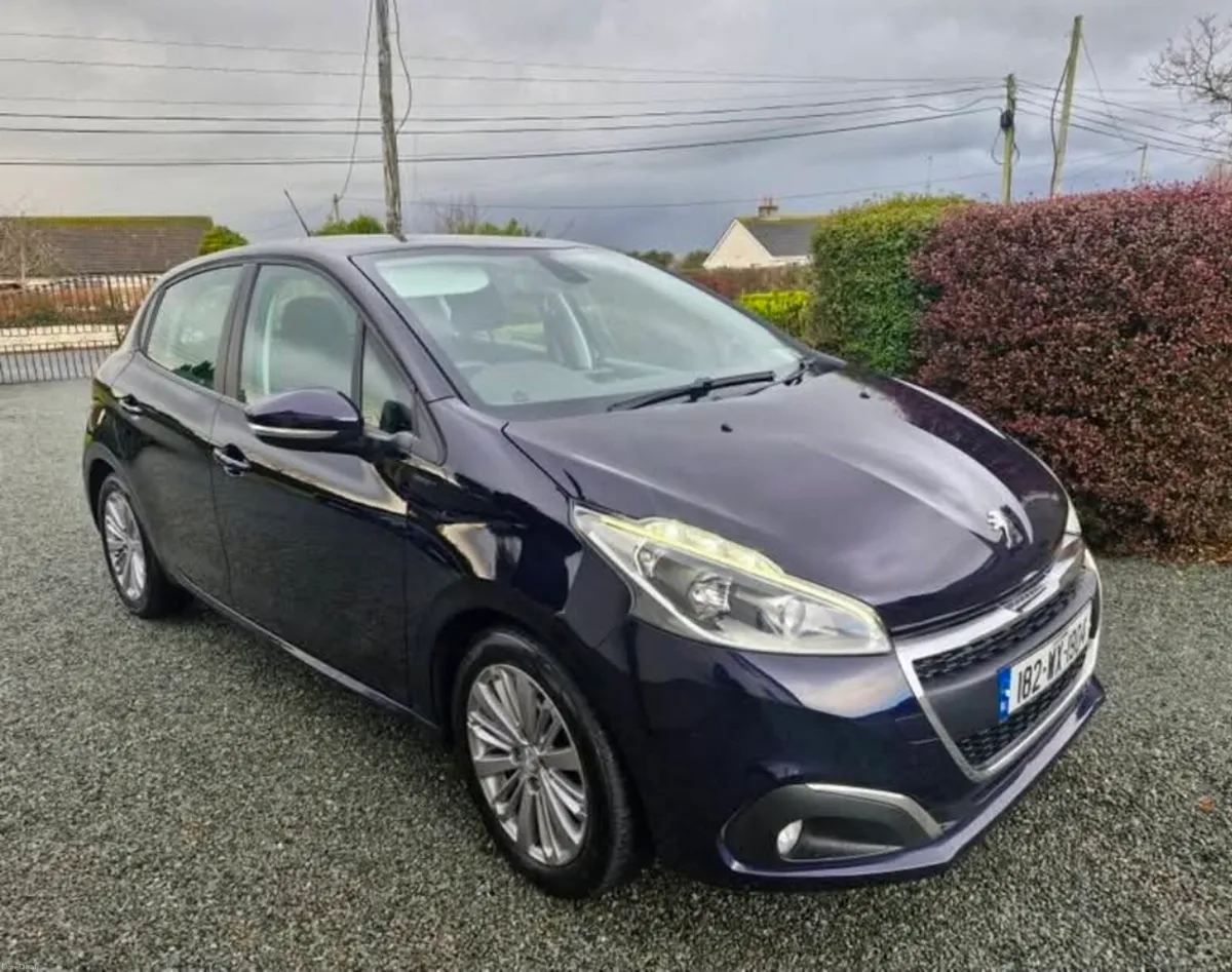 Peugeot 208 182 Signature - Image 4