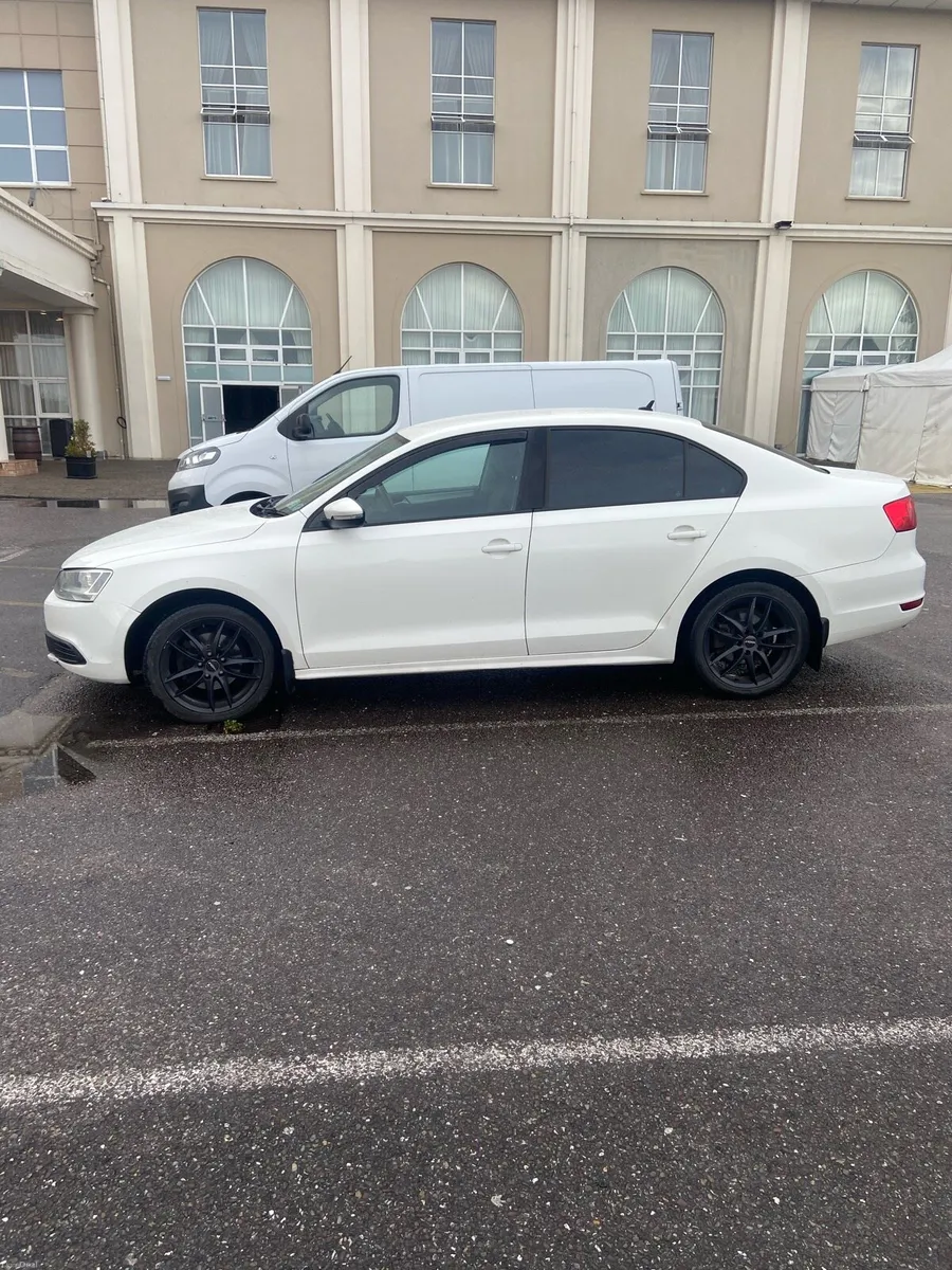 2013 VW Jetta 1.6 TDI - Image 3