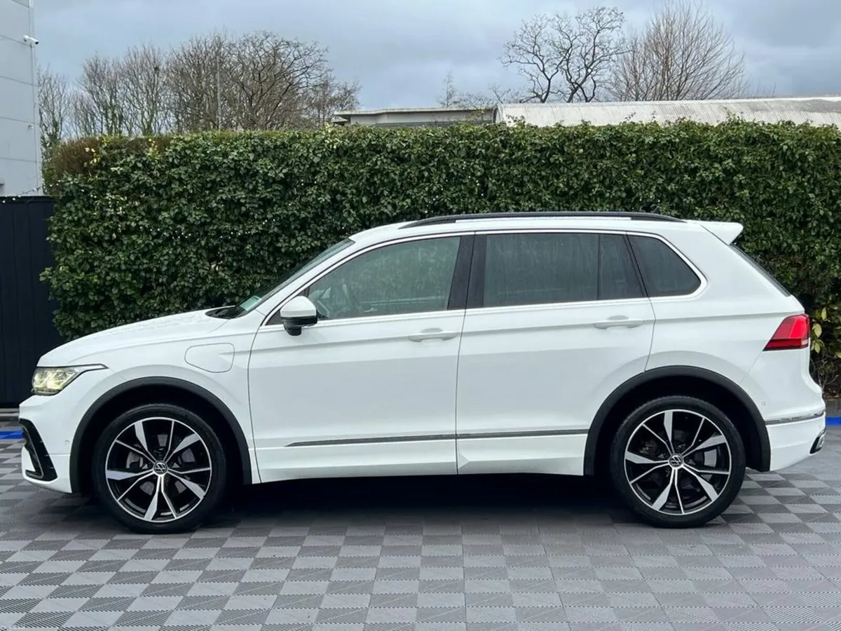 Volkswagen Tiguan R-LINE 1.4 HYBRID ** IRELANDS BE - Image 3