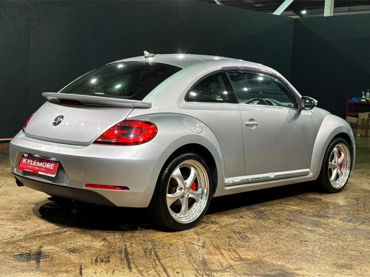 Volkswagen Beetle LEATHER PACKAGE - 1.2 AUTOMATIC - Image 4