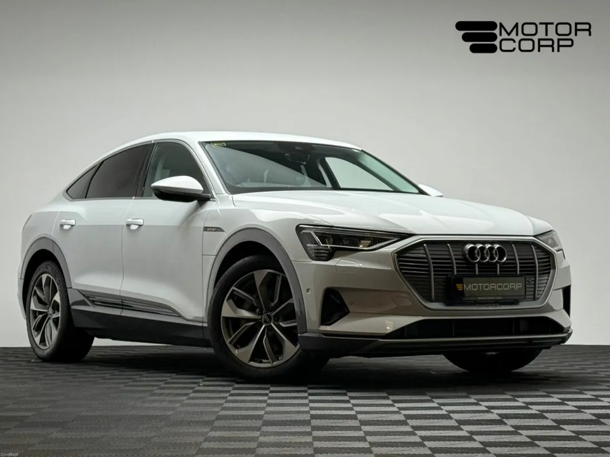 Audi e-tron 50 TECHNIK QUATTRO - Image 1