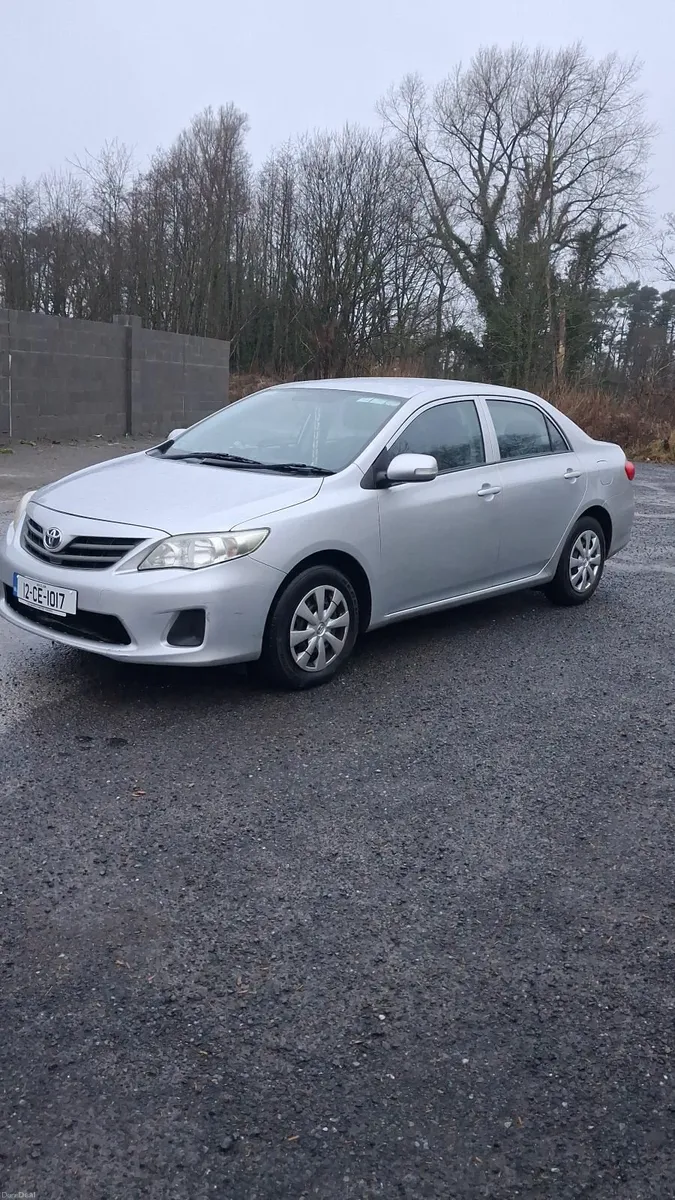 Toyota Corolla 2012 - Image 2