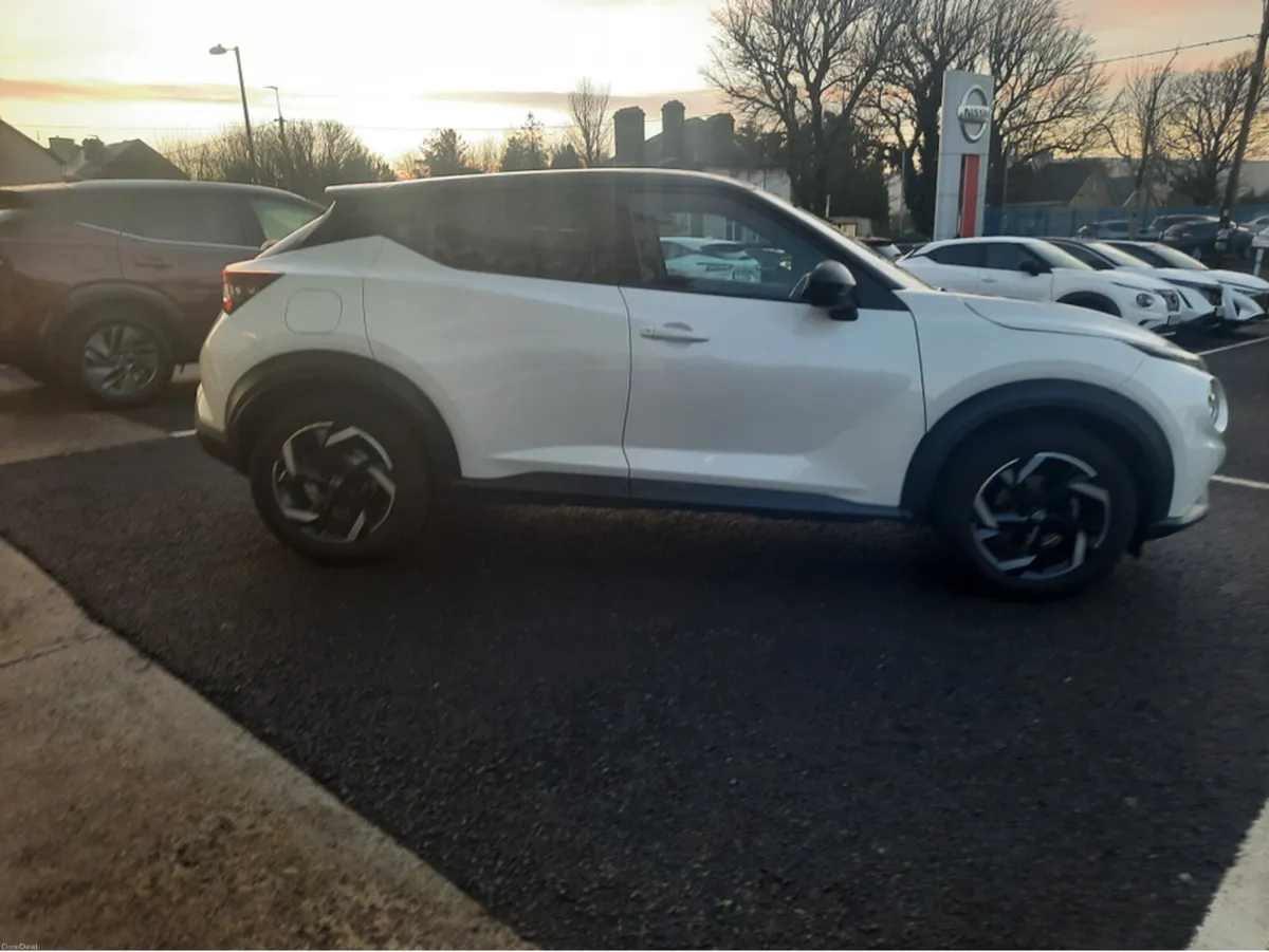 Nissan Juke 1.0 SV PREMIUM 2T MY23 4DR - Image 4