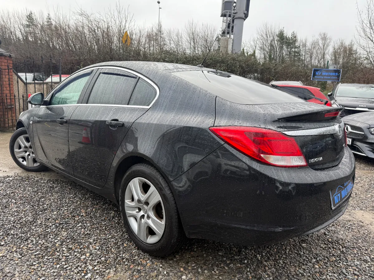 2013 Opel Insignia 2.0 EXCLUSIVE - Image 4