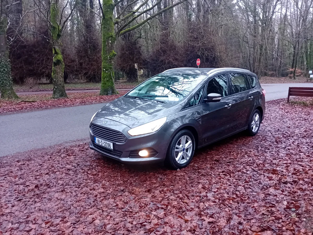 162 FORD S.MAX 2.0 TDCI 7 SEATER 1 OWNER - Image 1