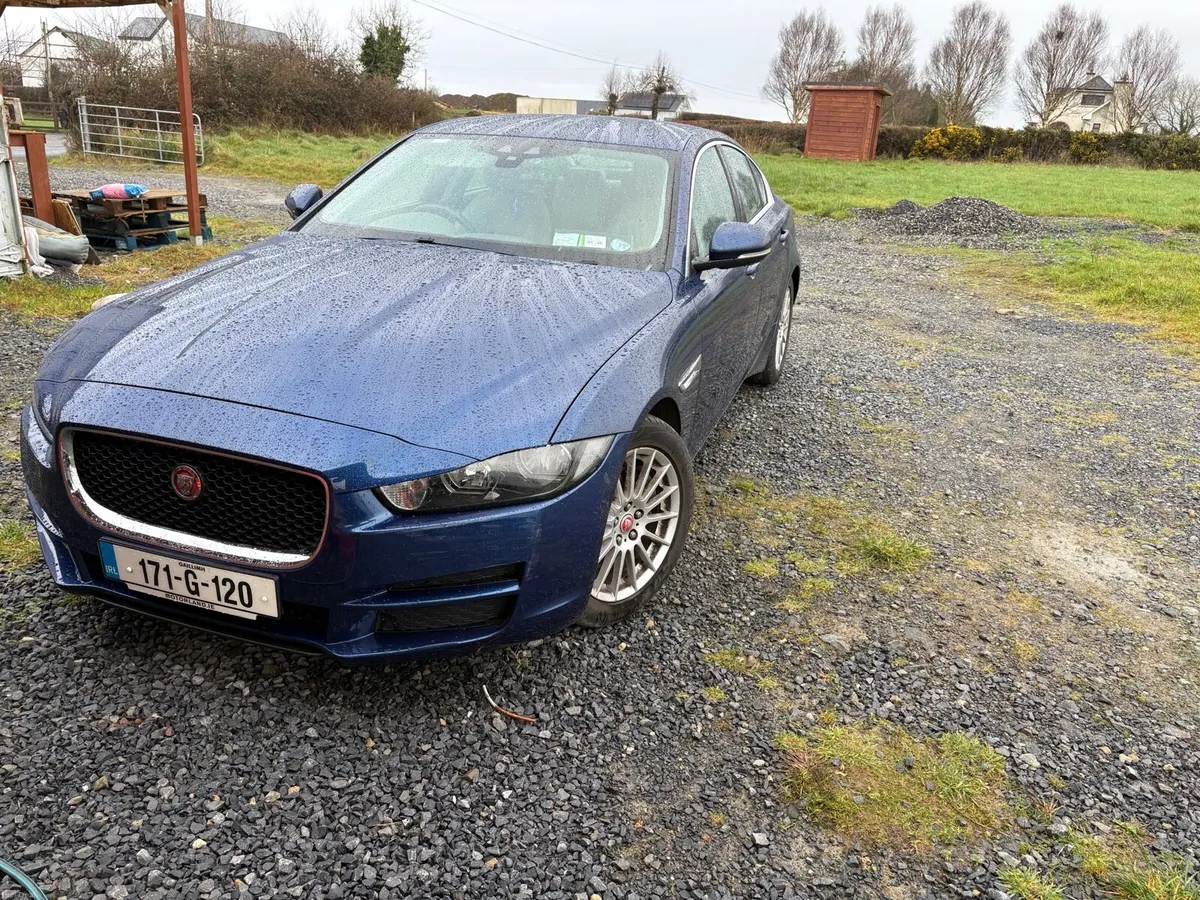 Jaguar XE 2017 2.0 Diesel - Image 3
