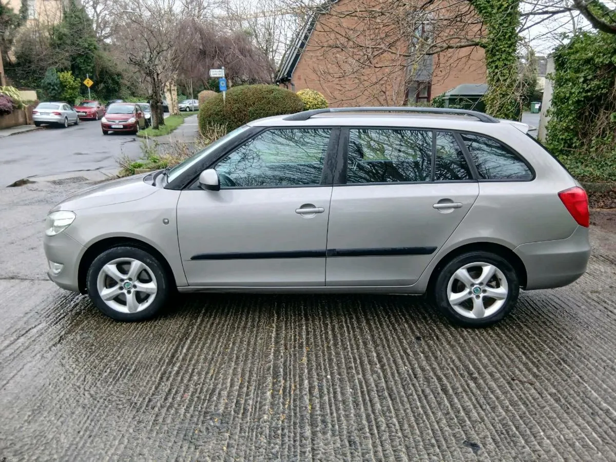 12 sokda FabiA 1.2TSI AUTO NCT 6/26 taxed - Image 2