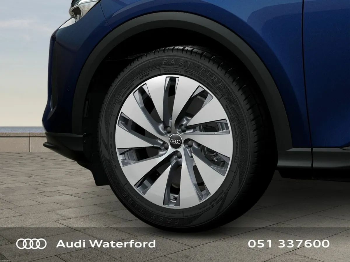 Audi Q5 E-Hybrid Quattro SE from €700 per month - Image 5