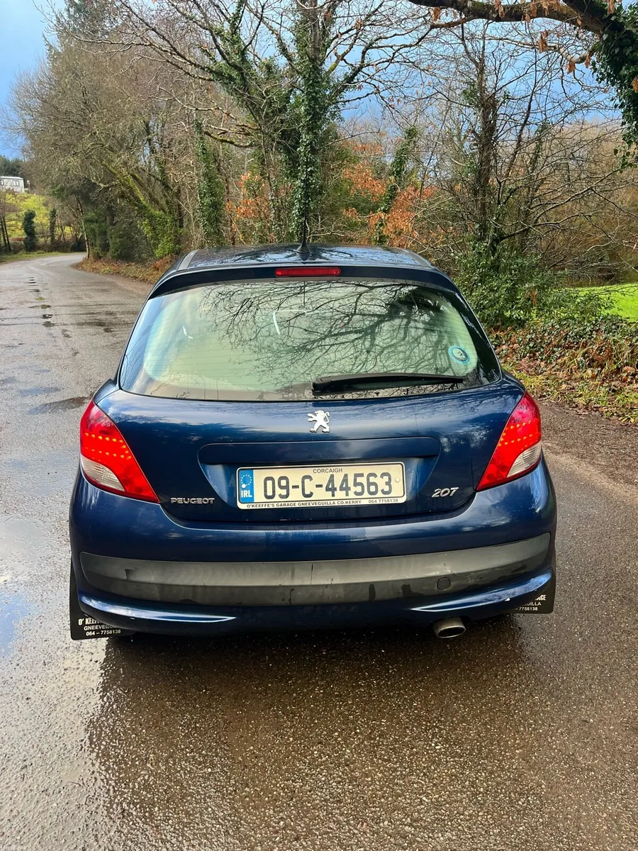 Peugeot 207 - Image 2
