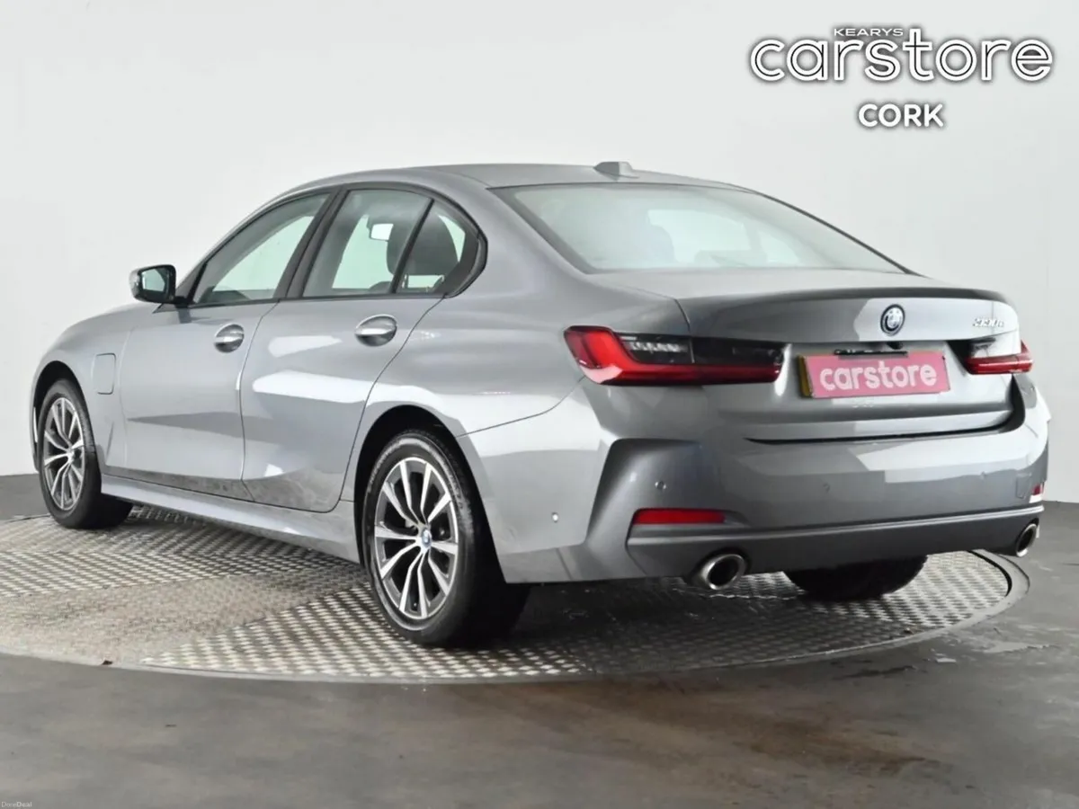 BMW 3-Series 330 E Sport Auto  330 e Sport  330 e - Image 3