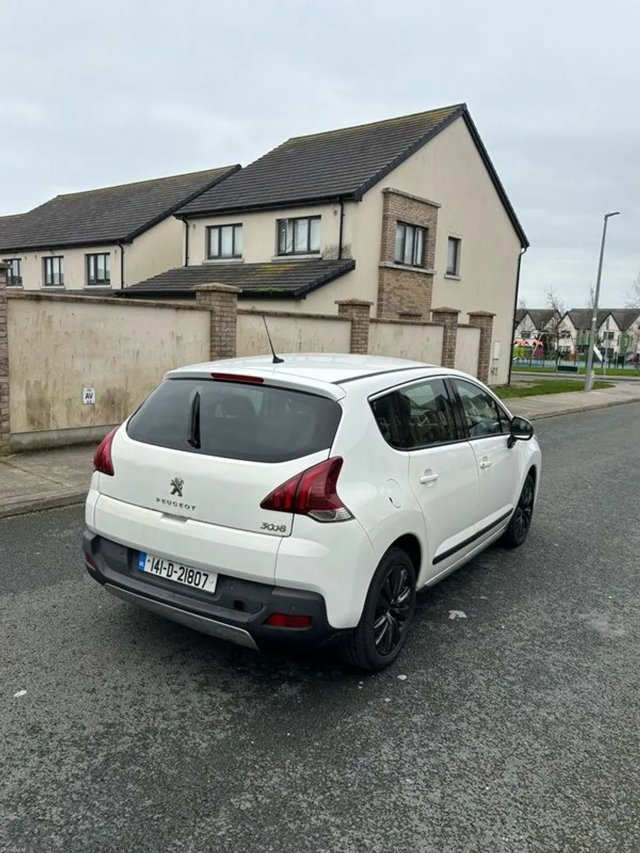 2014 Peugeot 3008 - Image 2