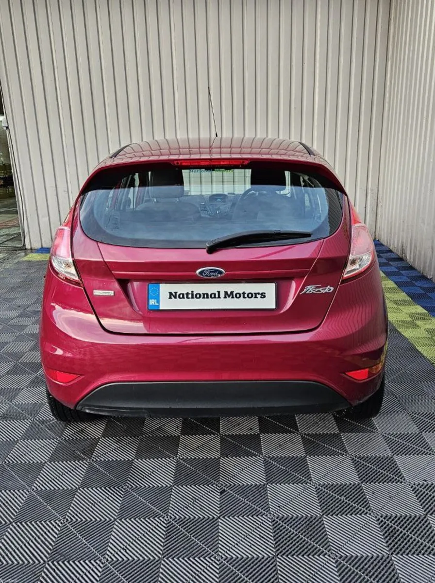 2014 Ford Fiesta 1.0 Petrol Zetec - Image 4