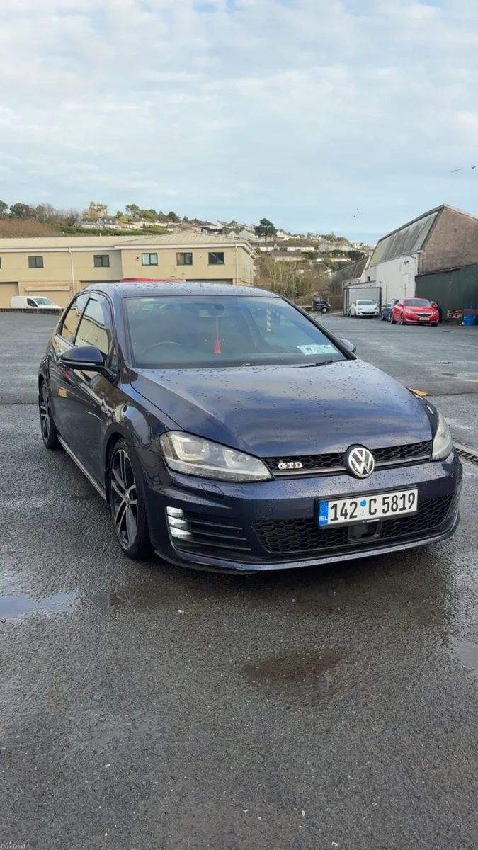 Volkswagen Golf Gtd - Image 2