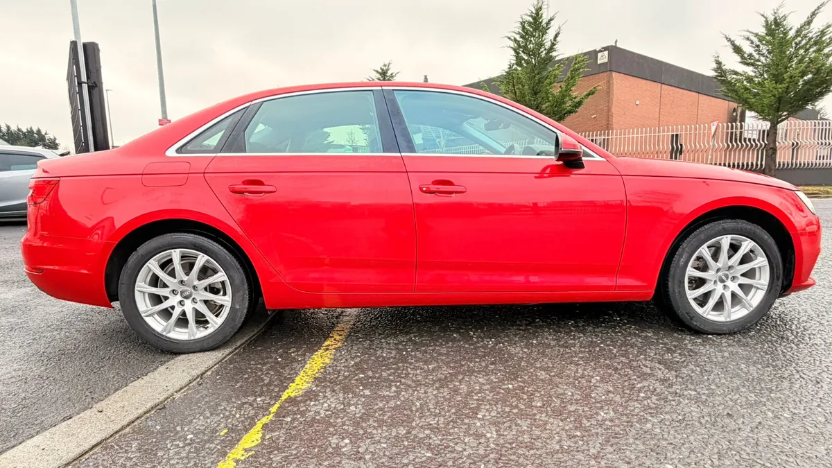 AUDI A4 RED 2016 - Image 3