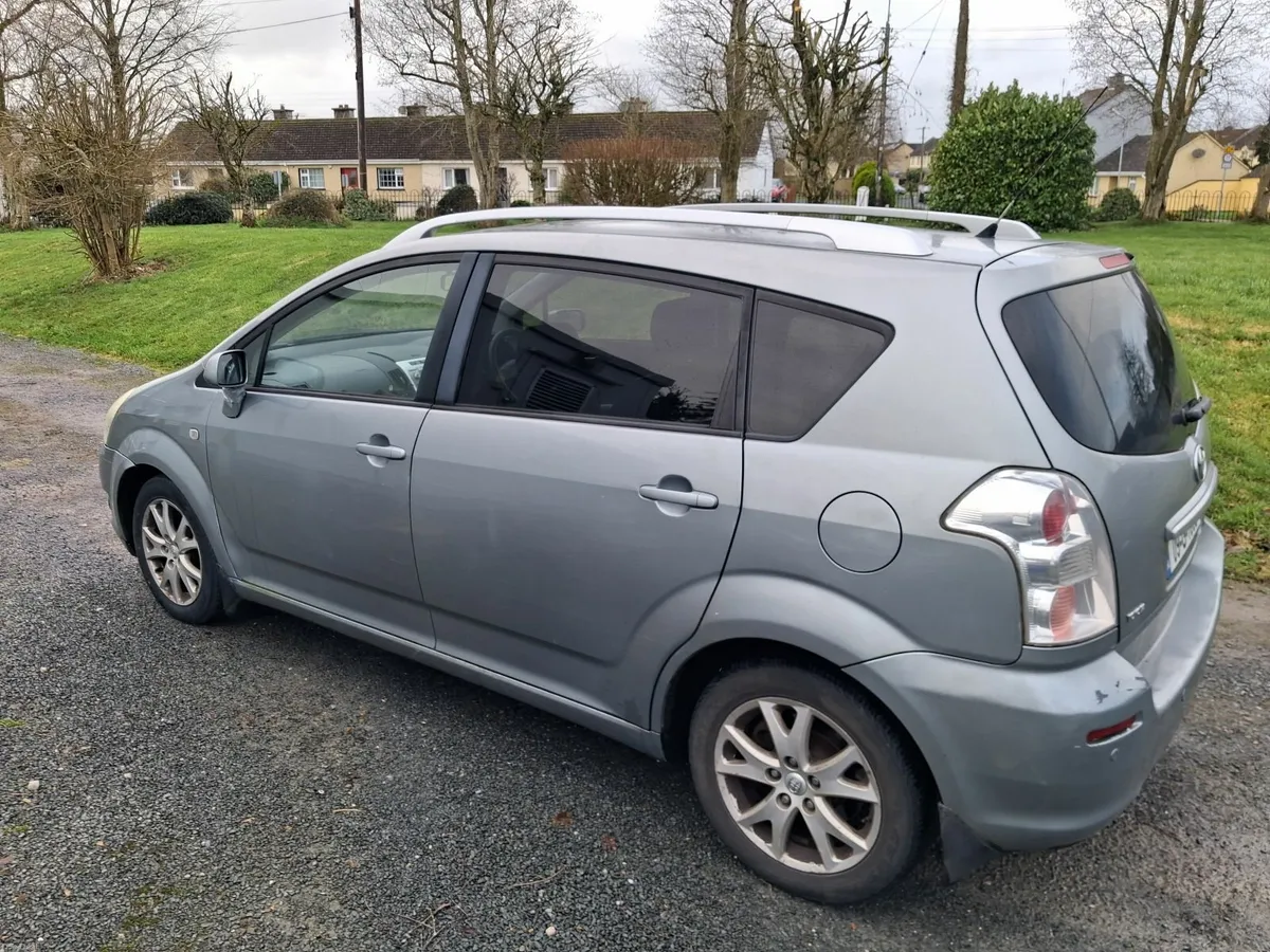 Toyota Corolla 2009 - Image 4