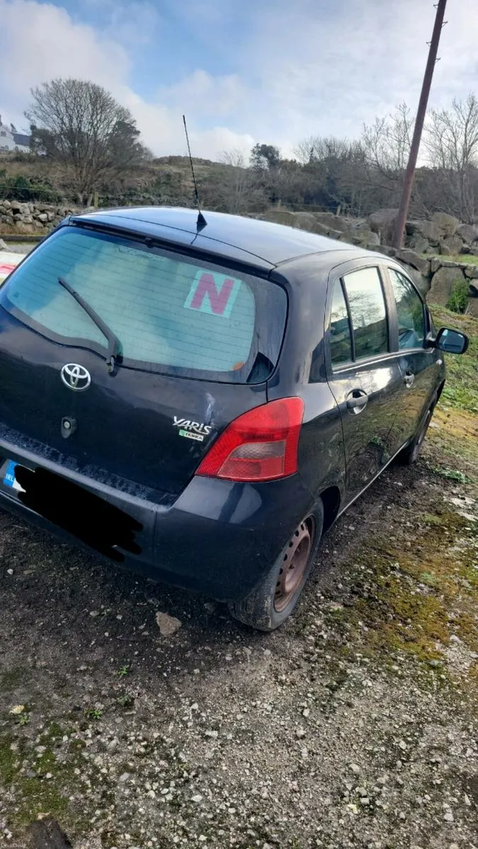 Toyota yaris - Image 2