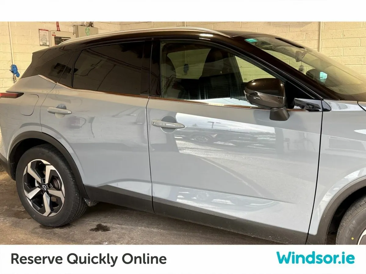 Nissan Qashqai 1.3 PET MILD HYBRID SV PREMIUM - Image 4