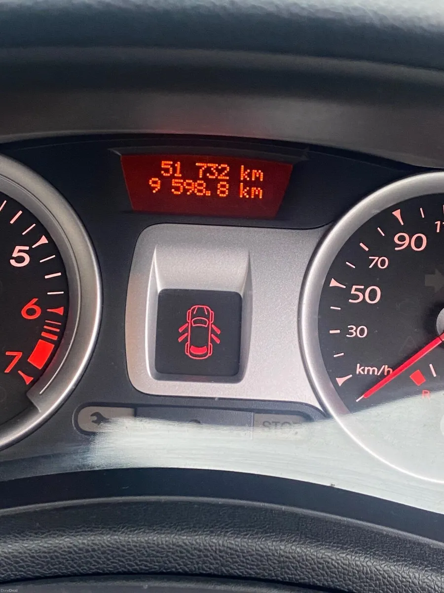 Renault Clio 2010 - Image 1