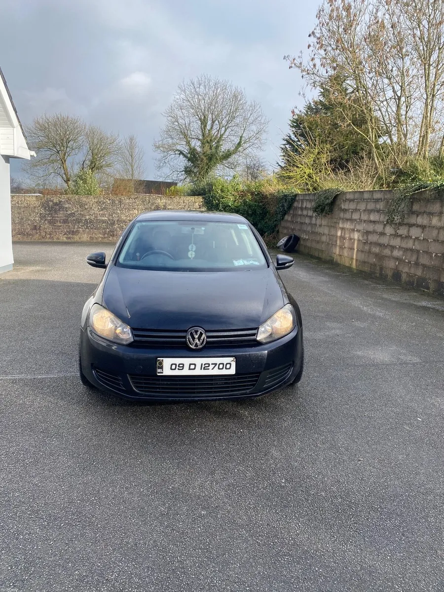 Volkswagen Golf 2009 - Image 2
