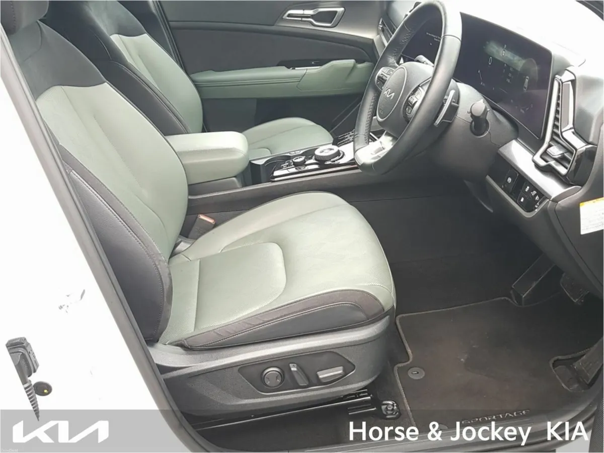 Kia Sportage Anniversary Edition Plug-in Hybrid - Image 3