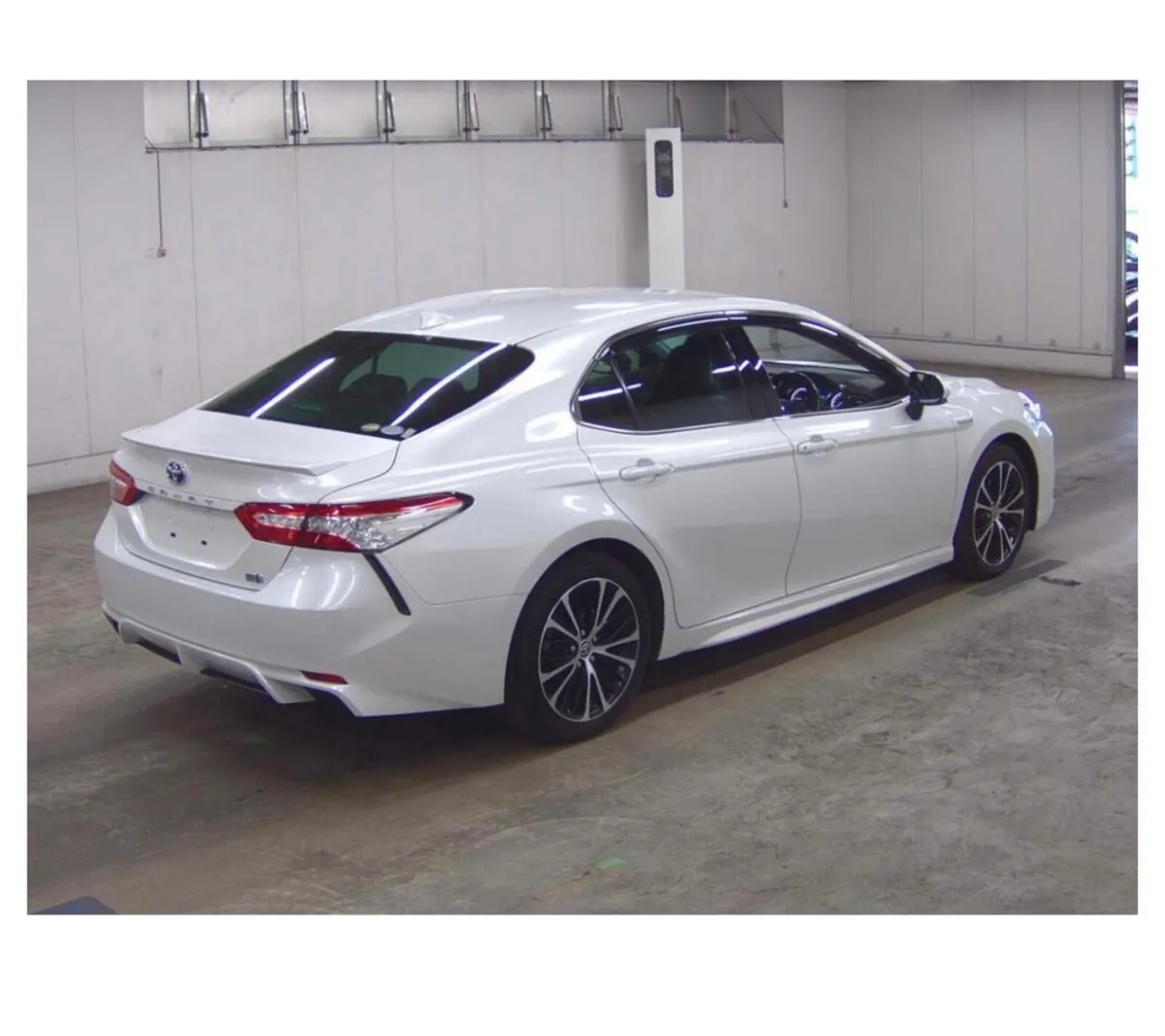 TOYOTA CAMRY 2020 - Image 4