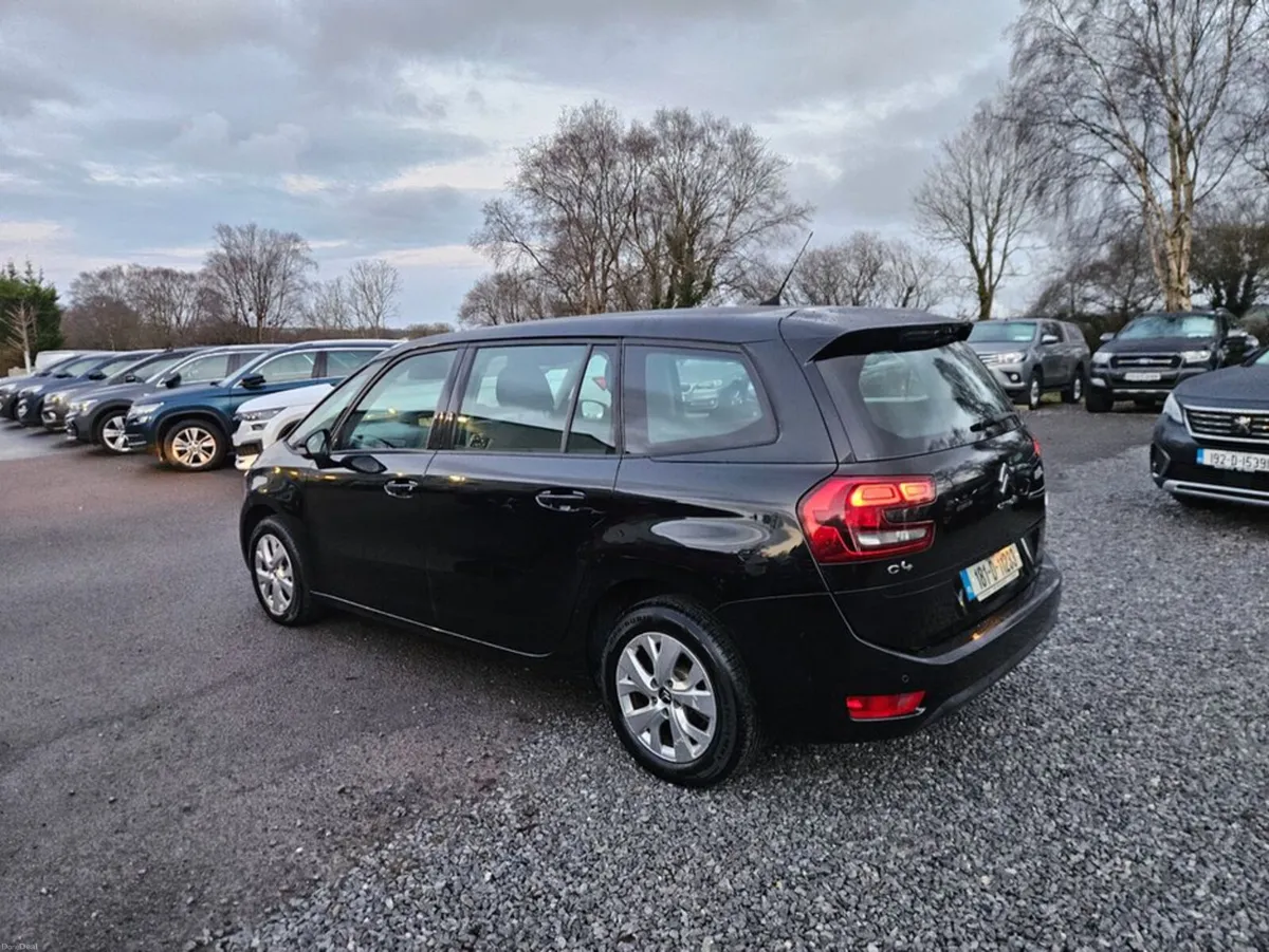 Citroen C4 Picasso Touch Edition Bluehdi 120 4DR - Image 2